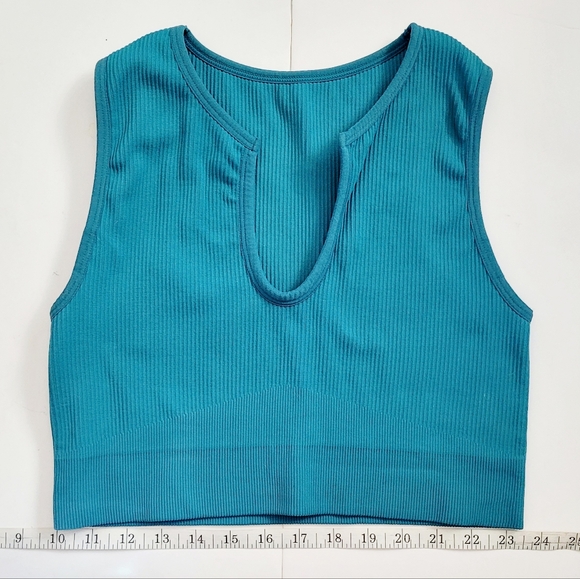 NWOT Ribbed Teal Muscle T Bra top - Picture 5 of 8